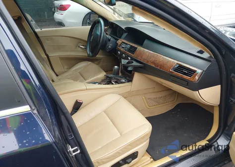 2007 BMW 530I из США, поврежденный, VIN WBANE73507CM54309